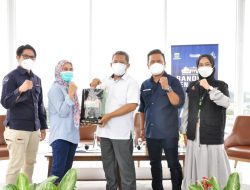 PWI Kota Bandung Bersama ACT Bagikan Paket Pangan Gratis Bagi Jurnalis
