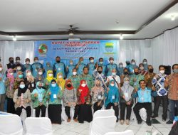 Rakerda Dekopinda Kota Bandung, Berikan Penghargaan Khusus Bagi 7 Pelaku Koperasi
