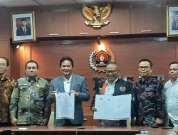 Sosialisasikan Etika Penyelenggaraan Pemilu Secara Nasional, PWI Beserta DKPP Teken MoU
