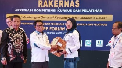 DPC Forum PLKP Kabupaten Bandung Sabet Penghargaan DPC Berprestasi Se-Indonesia