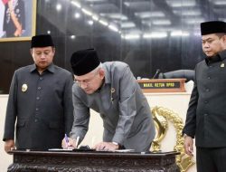 DPRD Jawa Barat Setujui Raperda P2APBD TA 2022 dan Perubahan Program Pembentukan Perda Tahun 2023
