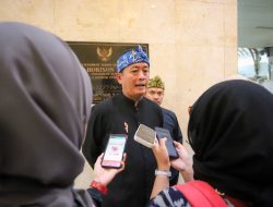 Pemkot Bandung Tegas Bakal Copot Reklame Kampanye Jika Melanggar Ketentuan