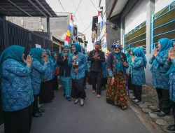 Ketua TP PKK Jabar Puji Penanganan Stunting dan ODF di Kelurahan Antapani Kulon