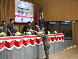 Fraksi Partai Golkar Sampaikan Pandangan Umum Terhadap 5 Raperda Baru 2023