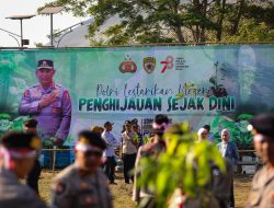Pemkot dan Polrestabes Bandung Tanam Pohon Produktif