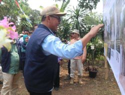 Bupati Bogor Tinjau Pembangunan Hasil Bantuan Keuangan Satu Miliar Satu Desa