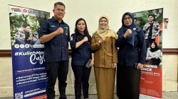 Pos Indonesia dan ULBI Luncurkan Program Beasiswa Ikatan Dinas
