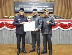 Raperda Penataan Pusat Perbelanjaan dan Toko Swalayan Ditetapkan Pada Paripurna DPRD Kota Bandung