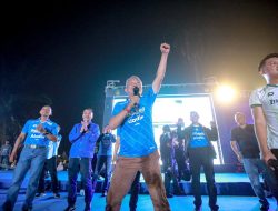 Kota Bandung Membiru, Pj Wali Kota Imbau Bobotoh Jaga Ketertiban dan Keamanan