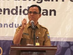 Orientasi Pengenalan Nilai dan Etika, Asep Gufron: Tantangan Guru Semakin Berat