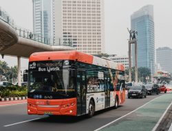 SAG Pertahankan Kemitraan yang Erat dengan Golden Dragon Bus Co., LTD