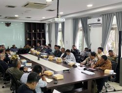 Masalah Izin dan Reklame Ilegal Jadi Sorotan Pansus 3 DPRD Kota Bandung