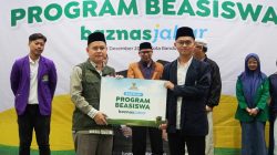 Baznas Jabar Berikan Beasiswa Bagi Ratusan Mahasiswa