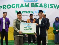 Baznas Jabar Berikan Beasiswa Bagi Ratusan Mahasiswa