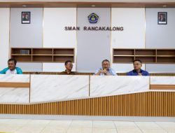 Komisi V DPRD Jabar Tinjau Sarana Prasarana Pasca Gempa Bumi di SMAN Rancakalong