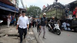 Farhan Instruksikan DLH Kota Bandung Percepat Penanganan Penumpukan Sampah