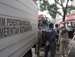 Pemprov Jabar Bersama Pemkot Bandung Sepakat Tertibkan PKL dan Bangunan Liar