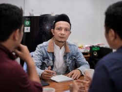 MERAWAT EKOLOGI MORAL; Membaca Ulang QS. At-Tahrim: 6 Melalui Perspektif Interaksi Simbolik