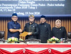 Wali Kota Sampaikan Jawaban atas Pandangan Umum Fraksi terhadap Tiga Raperda