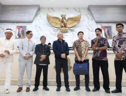 KDM Beri Uang Kadeudeuh Rp1 Miliar untuk Persib Bandung, Zaini: Bentuk Kepedulian Kepala Daerah