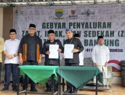 Gebyar Penyaluran ZIS, Baznas Kota Bandung Salurkan Ratusan Juta Kepada 470 Penerima Manfaat